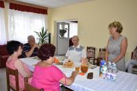 Idősek otthonába látogattak az Idősügyi Tanács tagjai